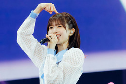 日向坂46松田好花、涙の卒業セレモニー開催 作詞曲歌唱でグループの未来願う【ライブレポ＆セットリスト】