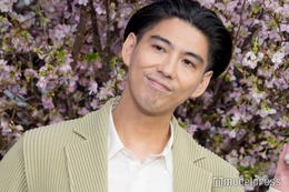 賀来賢人「いい句でびっくりしました」年下女優の“声”称賛