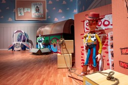 「ピクサーの世界展」東京・豊洲に初上陸 「トイ・ストーリー」など等身大キャラ24体以上が集結