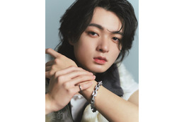 STARGLOW「美的」で新連載 第1回はRUI「実家にいた頃から使っていた」愛用品・メンバー4人が語る“RUIってこんな人”