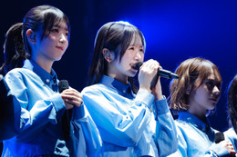 日向坂46のアンダーメンバー「ひなた坂46」涙の9ヶ月ぶりライブ開催 座長・上村ひなのが長文挨拶「これまでの人生を誇りに思いました」【ライブレポ／セットリスト】