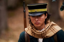 山崎賢人主演『ゴールデンカムイ 網走監獄襲撃編』杉元一行・第七師団・土方一派PV＆場面写真解禁