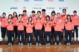 坂本花織選手・鍵山優真選手・村瀬心椛選手ら「ミラノ・コルティナ五輪」メダリストが帰国報告 日本勢は冬季最多の24個メダル獲得【TEAM JAPAN 帰国時記者会見】 画像