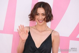 中村アン、ヘソ出しショットに視線集中「ドキっとした」「スタイルレベチ」 画像