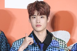 RIIZEソヒ、日本のファミレス満喫ショット公開「テンション上がってて可愛い」「癒される」の声