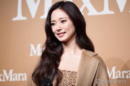 TWICEツウィ、美ウエスト際立つヘソ出し姿にファン熱狂「完璧圧巻スタイル」「オーラがすごすぎる」