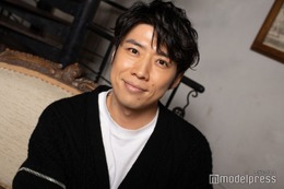 「バチェラー4」黄皓、娘顔出しの家族ピンクコーデ写真披露「理想の家族で羨ましい」「絵になる」の声