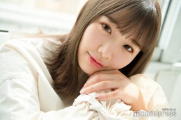 人気YouTuberきりまる「プールも海も10年ぶりくらい」グアムで水着姿＆婚約者との2ショット披露「ひっついてるのラブラブで可愛い」「包容力すごい」の声 画像