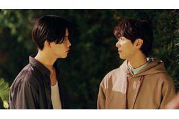 タイBLリメイクドラマ、約5分の濃厚ベッドシーンに視聴者悶絶「今までで一番綺麗で激しい」「筋肉が美しい」【The Boy Next World】