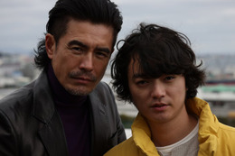 伊藤英明＆染谷将太、W主演で初バディ 小説「国境」が実写映画化決定