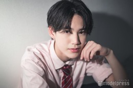 「今日好き」松井芹、姉との幼少期ショットが話題「すでにイケメン」「面影ある」 画像