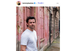 朝ドラ「ばけばけ」赤ちゃん命名書はトミー・バストウの直筆だった 筆文字に「達筆すぎる」「いい味出してる」と注目集まる 画像