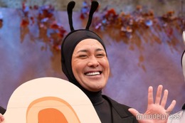 くりぃむ有田、約20年ぶりコントテレビ番組始動で奇抜アリ姿に Snow Man深澤辰哉らと現代社会の孤独描く【アリフォルニア】 画像