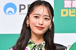 3児の母・近藤千尋、美脚輝くミニ丈衣装ショットに「完璧なスタイル」「可愛さが爆発してる」と反響 画像
