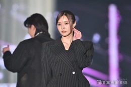 小林由依、美脚披露で大人の色気放つ【TGC2026 S/S】 画像