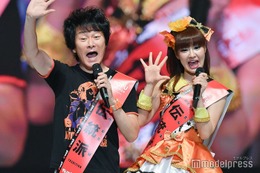 「かつみ・さゆり」さゆり、驚異の美脚際立つ“階段ショット”に「相変わらず異次元のスタイル」の声 円形脱毛症の現状も明かす