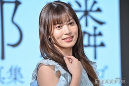 元AKBメンバー、美脚ショットにファン絶賛「可愛すぎる」「衣装センス天才」