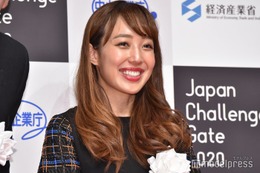3児の母・川崎希、3口コンロフル回転で作った焼き肉弁当披露「野菜たっぷりで栄養満点」「スタミナつきそう」と反響