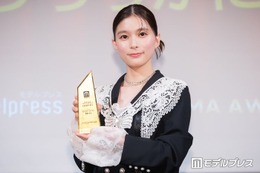 芳根京子、主演女優部門1位「めおと日和」チーム再会に喜び「波うららかな気持ちです」【モデルプレス ベストドラマアワード 授賞式】