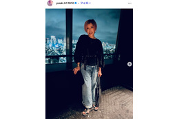 TRF・YU-KI、ミニ丈×ロングブーツで美脚スラリ「スタイル維持がすごい」「ずっと憧れ」の声