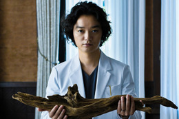 “不要な手足”を切り落とす…染谷将太”医師”、不穏な気配漂う『廃用身』本予告＆場面写真 画像