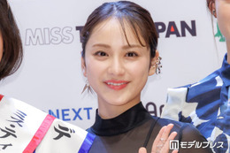 平祐奈、ショーパンから美脚スラリ「脚綺麗すぎ」「遠くからでも分かるスタイルの良さ」の声