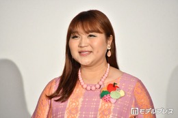 りんごちゃん「大和煮8缶 米3合」土鍋抱え食べる姿に驚きの声「圧巻」「量がすごすぎる」