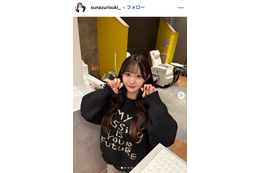 仮面高校生の妹で話題・すなずりかりん、美脚透けるシースルースカート姿に反響「大人っぽい雰囲気」「色気がある」の声