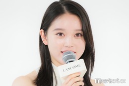 高石あかり、朝ドラ「ばけばけ」から雰囲気ガラリ ノースリーブ姿で素肌全開「洋服であること自体がすごく逆に新鮮」