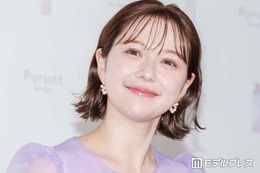 村重杏奈、白シャツからのぞく美脚ショットにファン悶絶「セクシーすぎる」 画像