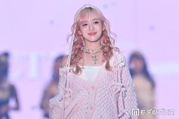 ME:I・SUZU（山本すず）、“変装なし”ディズニーショット公開「オーラが一際違う」「透明感すごい」の声