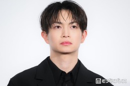 なにわ男子・高橋恭平＆綱啓永「ブルーロック楽しみ」「推しと推しの絡み最高」ディズニーでの密着2ショットに反響 画像