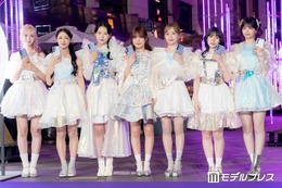 ME:I、グループ初点灯式登壇 デビュー2周年に感謝「多くのYOU:MEの皆様のおかげ」