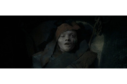 全米初登場3位発進！『THE MUMMY／ザ・マミー 棺の中の少女』最愛の娘との衝撃の再会捉える新場面写真解禁