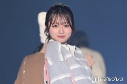 辻ちゃん長女・希空（のあ）、黒水着で美スタイル開放「手足長い」「目が釘付け」と反響 画像