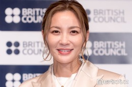 瀬戸朝香、膝丈スカートで美脚スラリ「膝下がめちゃくちゃ長い」「ふくらはぎどこに行ったの」と反響