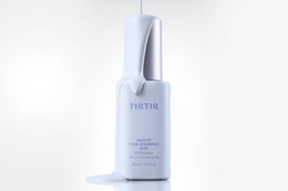 TIRTIR、ブルートーンで透明感を引き出す「トーンアップエッセンス」新色登場