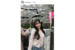 仮面高校生の妹で話題・すなずりかりん、韓国でのミニワンピショット公開「可愛い」「海に映える写真」と話題 画像