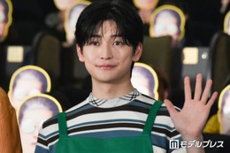 高橋文哉、ドキッとしたSnow Man目黒蓮の撮影終わりの行動とは「僕を抱きしめてくれて」距離縮めた裏話語る【SAKAMOTO DAYS】