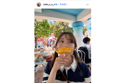 東海オンエア・としみつの妻、息子とのディズニーショットが話題「プーさん抱っこして歩いてるの可愛すぎ」「尊い親子」 画像