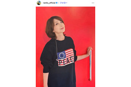 伊藤蘭、ミニスカ×網タイツの華やか衣装で魅了「ずっと美しい」「永遠の憧れ」の声