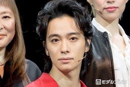 A.B.C-Z戸塚祥太、音楽に影響与えた出会い 再々演舞台の稽古期間振り返る「厳しい瞬間やしんどいときもあった」【BACKBEAT】 画像