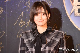 山本彩、クロップド丈の半袖姿で美ウエストちらり「スタイル抜群」「おしゃれ」と反響 画像