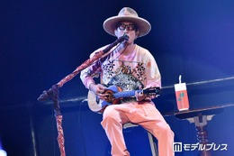 平井大、娘との手繋ぎショット公開「愛おしさが伝わってきて感動」「素敵な夢叶えてほしい」と反響