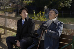 山下智久、”師”山崎努と映画版共演の約束が実現『正直不動産』 画像