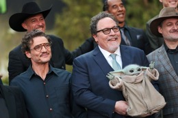 グローグーもレッドカーペットに登場『SW／マンダロリアン・アンド・グローグー』ワールドプレミア　ペドロ・パスカルら来日も決定 画像