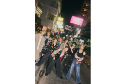 MAZZEL、初の写真集決定 パタヤの夜道で撮影した表紙公開 画像