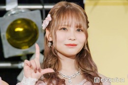 ＝LOVE大場花菜、デコルテ輝くオフショル姿で令和ギャルに変身「新鮮」「めっちゃ似合う」