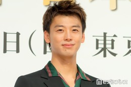 竹内涼真、フラミンゴの生態・求愛行動に興味津々「お嫁さんを探すのに必死な時期なんです」武豊も共感
