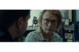 マッツ・ミケルセン来日舞台挨拶決定『さよなら、僕の英雄』　ジョン・レノンになる前の兄（マッツ）の本編映像解禁